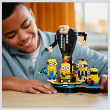                             LEGO®  Já padouch 4 75582 Gru a mimoni z kostek                        