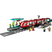                             LEGO® City 60423 Tramvaj a zastávka v centru města                        