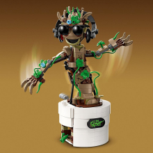                             LEGO® Marvel 76297 Tančící Groot                        