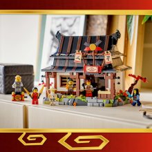                             LEGO® NINJAGO® 71858 Kováreň Štyri zbrane: 15 rokov NINJAGO                        
