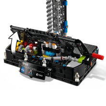                             LEGO® Technic 42221 Raketa NASA Artemis Space Launch System                        