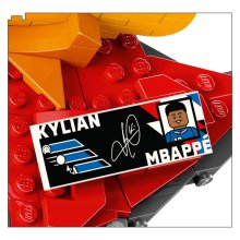                            LEGO® Editions 43013 Kylian Mbappé – Hviezdne momenty futbalu                        