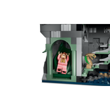                             LEGO® Harry Potter™ 76473 Rokfortský hrad: Východné krídlo                        