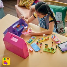                             LEGO® Friends 42697 Kreatívny kufrík s domčekom pre bábiky                        