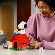                             LEGO® Ideas 21368 Peanuts: Snoopyho búda                        