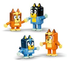                             LEGO® Bluey 11217 Rodina Bluey z kociek                        