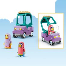                             LEGO® Bluey 11216 Babičky s Bingo a Bluey                        