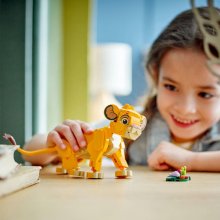                             LEGO® ǀ Disney 43243 Levíča Simba z Levieho kráľa                        