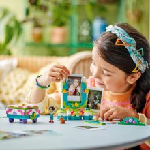                             LEGO® ǀ Disney 43239 Mirabelin fotorámik a šperkovnica                        
