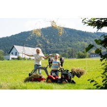                             FALK Šliapací traktor Vintage 2058N s lyžicou, bagrom a prívesom - červený                        