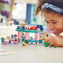                             LEGO® Friends 41728 Bistro v centre mestečka Heartlake                        