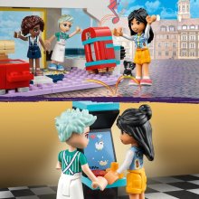                             LEGO® Friends 41728 Bistro v centre mestečka Heartlake                        