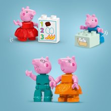                             LEGO® DUPLO® 10434 Prasiatko Peppa a supermarket                        