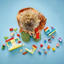                             LEGO® DUPLO® 10434 Prasiatko Peppa a supermarket                        