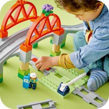                             LEGO® DUPLO® 10426 Železničný most a koľaje – rozširujúca sada                        