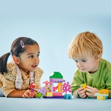                             LEGO® DUPLO® ǀ Disney 10420 Ariel a Šupinka – stánok s kávou                        