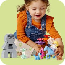                            LEGO® DUPLO® ǀ Disney 10418 Elsa a Bruni v začarovanom lese                        