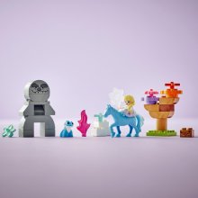                             LEGO® DUPLO® ǀ Disney 10418 Elsa a Bruni v začarovanom lese                        