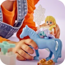                             LEGO® DUPLO® ǀ Disney 10418 Elsa a Bruni v začarovanom lese                        