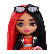                             Barbie Extra Minis - Červeno-čierne vlasy                        