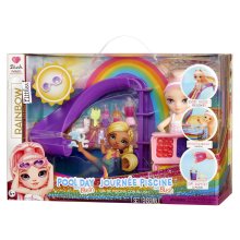                             Rainbow High Sada s malou sestričkou - bazén                        